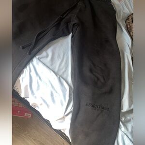 Essentials fog black medium pants